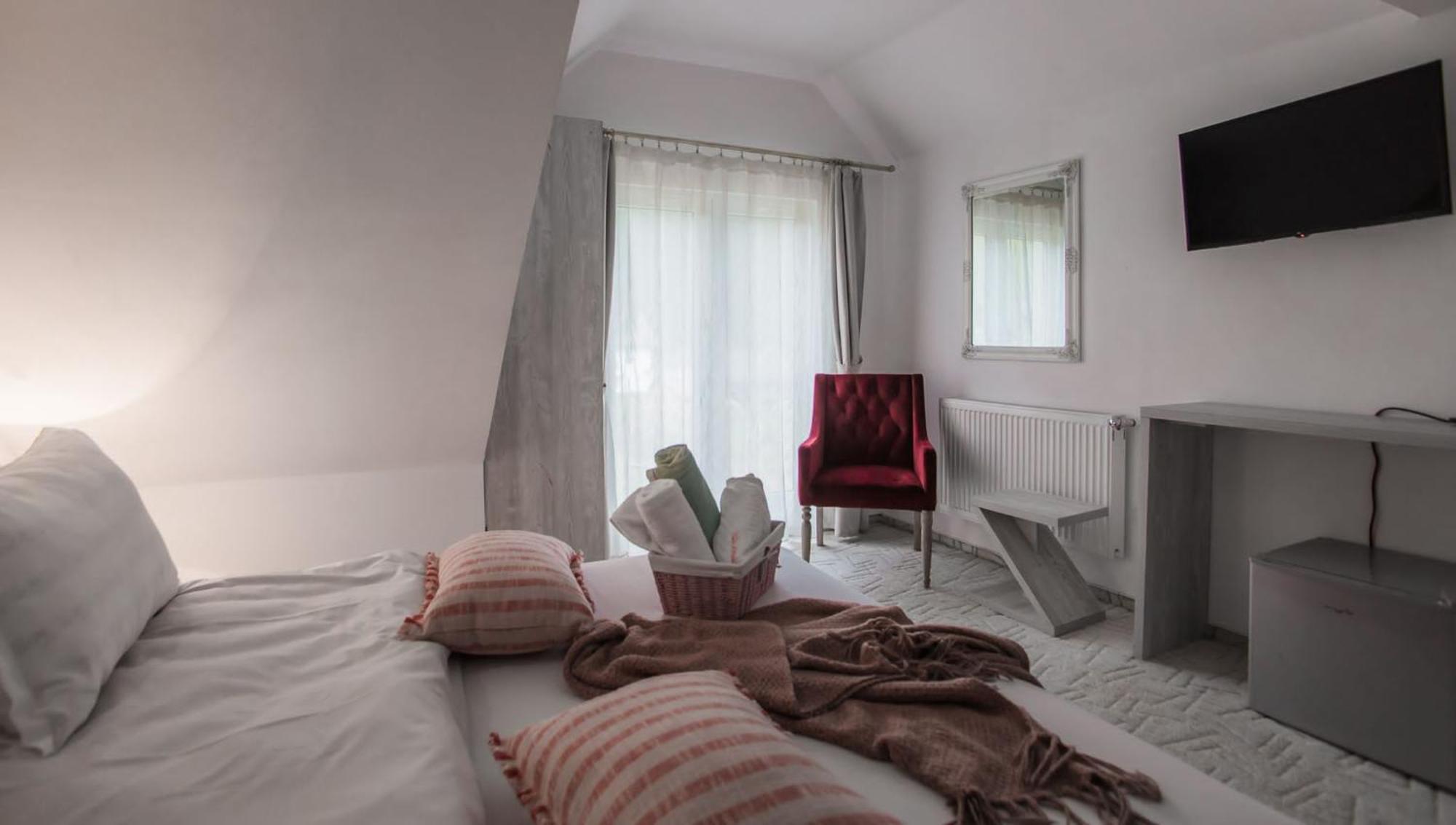Anelisse Inn Моечиу-де-Сус Экстерьер фото